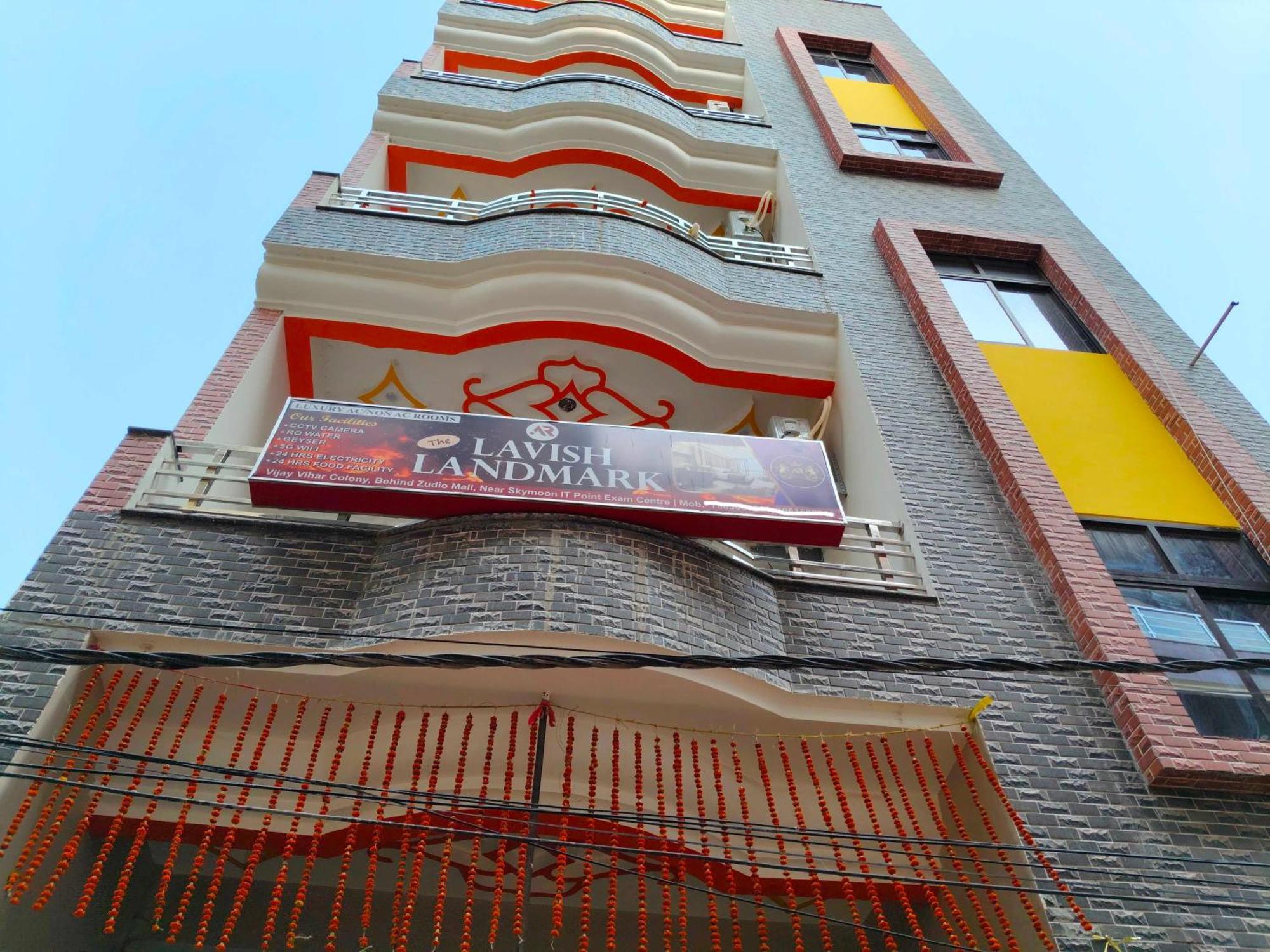 Hotel O The Lavish Landmark Danapur Екстер'єр фото